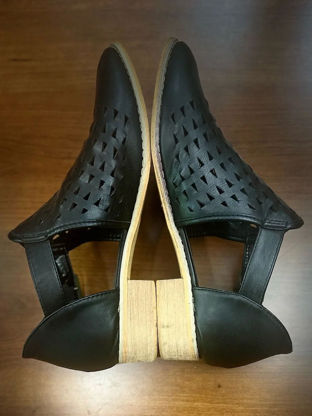 Mata Women's Western Black Laser-Cut Buckle Flats Boho Sz 10